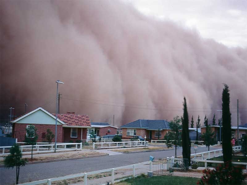 dust storm moving into a town